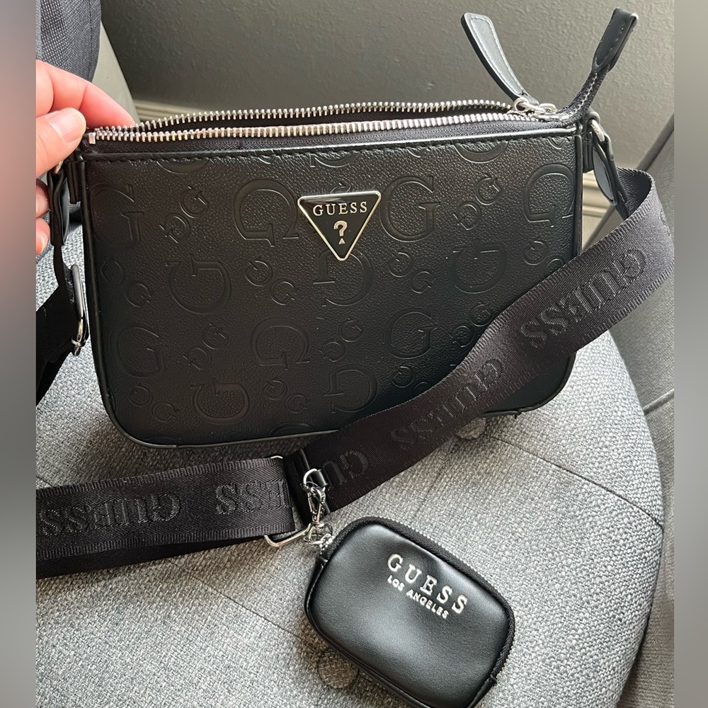 GUESS crossbody bag NWOT
